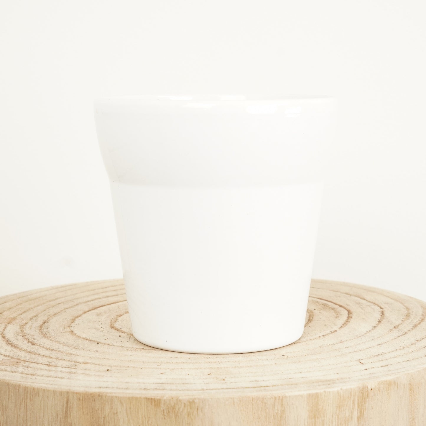 White Wide Rim Pot