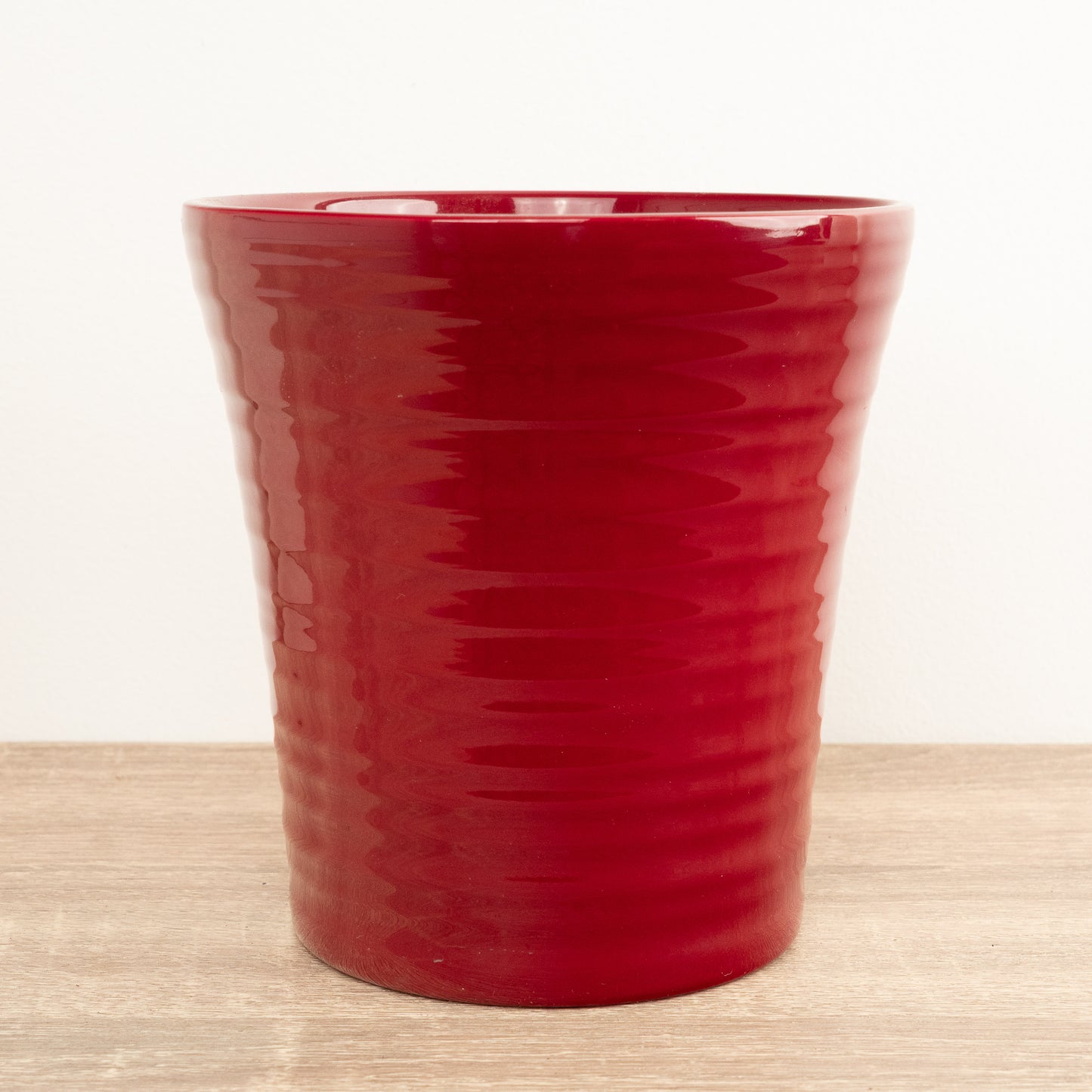 Red Ribbed Plant Pot