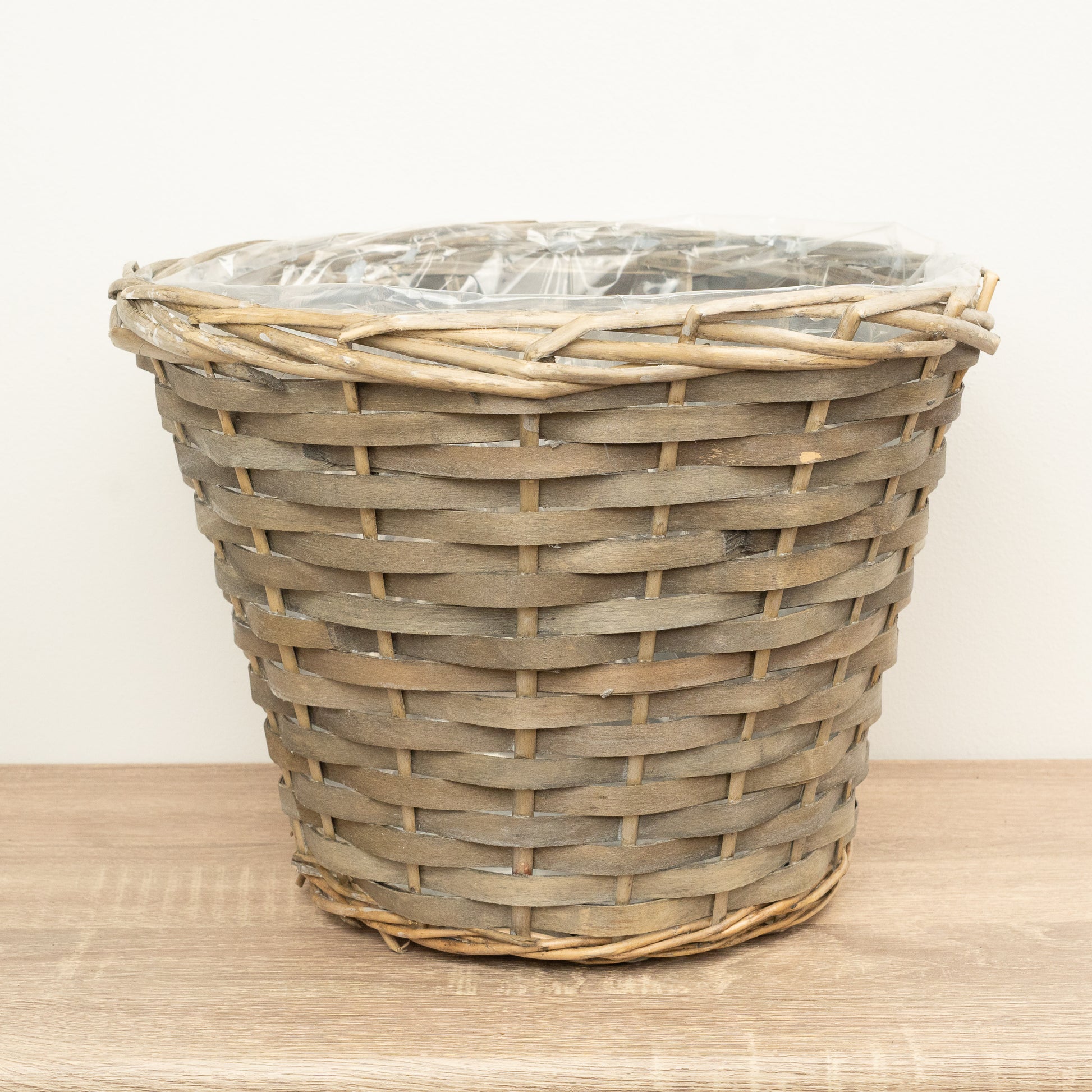 Cottage Wicker Plant Pot